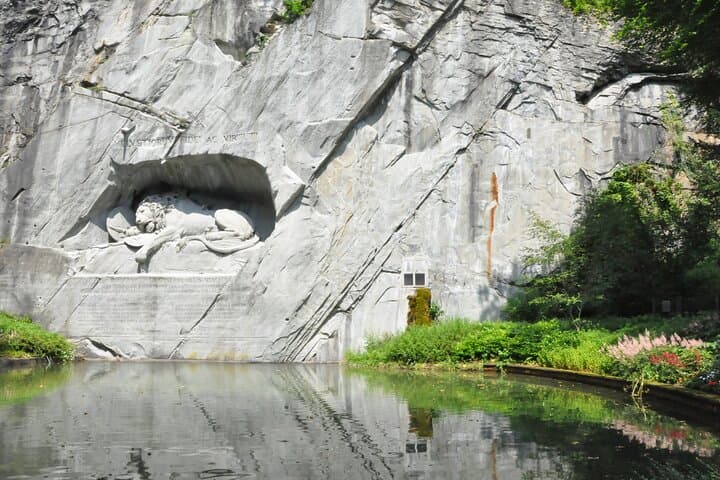 4-Day Switzerland Tour: Zurich, Lucerne, Interlaken & Jungfraujoch Adventure photo 6