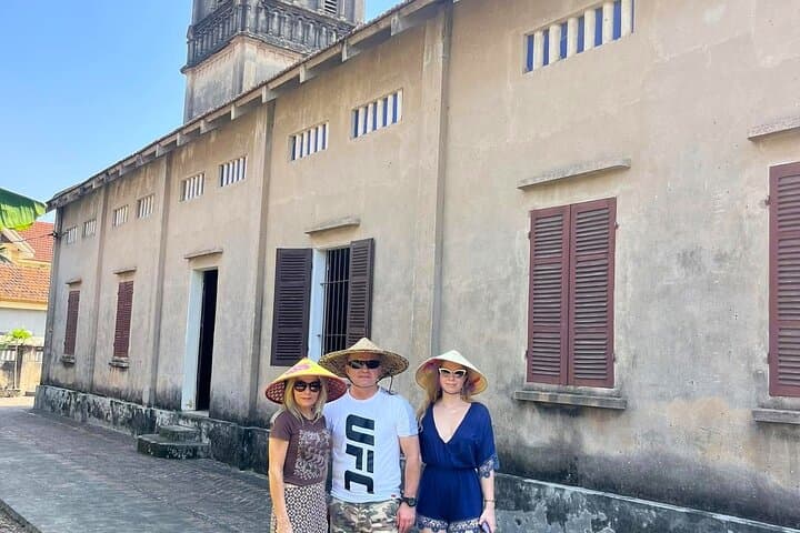 Exploring Duong Lam Ancient Village: Private Day Trip from Hanoi photo 6