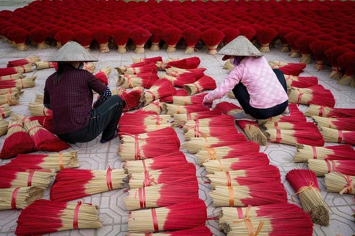 Private Half-Day to Quang Phu Cau Incense Village from Hanoi photo 4
