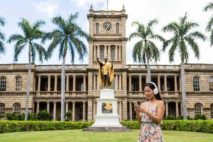 Downtown Honolulu Self-Guided Audio Walking Tour — Iolani Palace to Aloha Tower photo 2