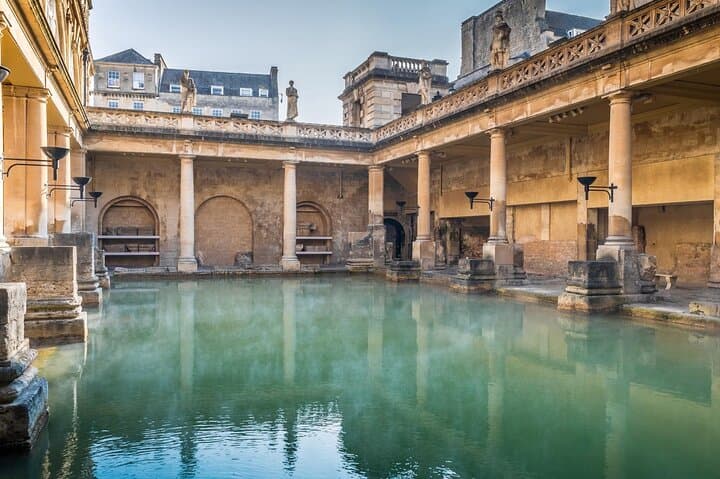 Windsor, Stonehenge & Bath Day Tour — Castle Ceremonies, Neolithic Stones and Roman Baths photo 3