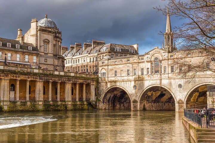Windsor, Stonehenge & Bath Day Tour — Castle Ceremonies, Neolithic Stones and Roman Baths photo 2