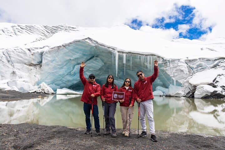 Quelccaya Suyuparina Glacier Full-Day Tour from Cusco — Visit the World's Largest Tropical Glacier photo 3