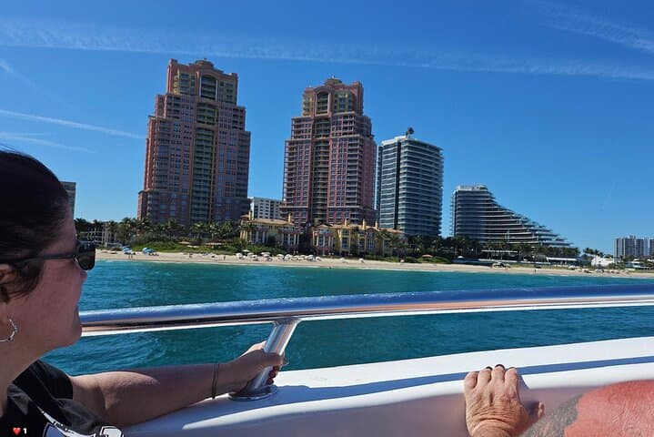 Fort Lauderdale Speed Boat Cruise: 75-Min Intracoastal & Ocean Tour photo 4