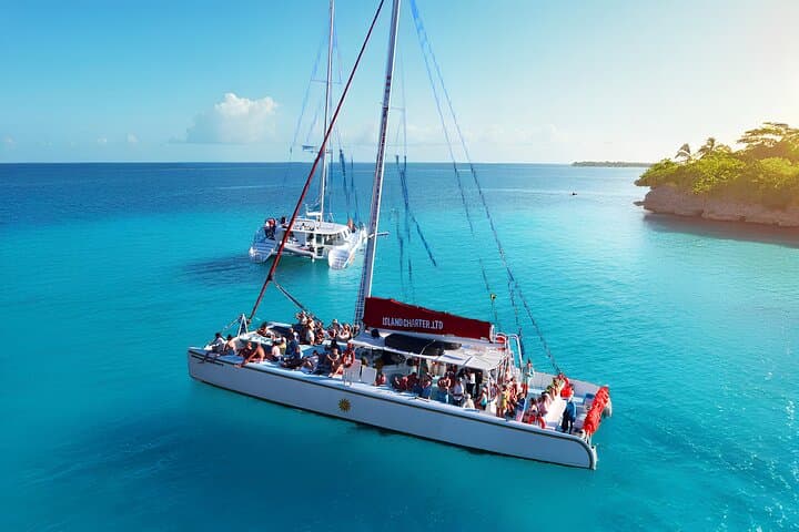 Sail and Snorkel Negril's Stunning Waters