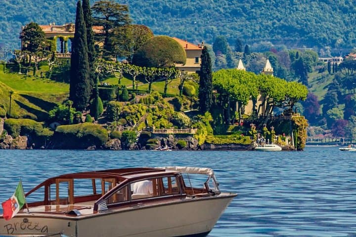 Bellagio to Villa del Balbianello: Shared Boat Tour & Garden Tickets on Lake Como photo 1