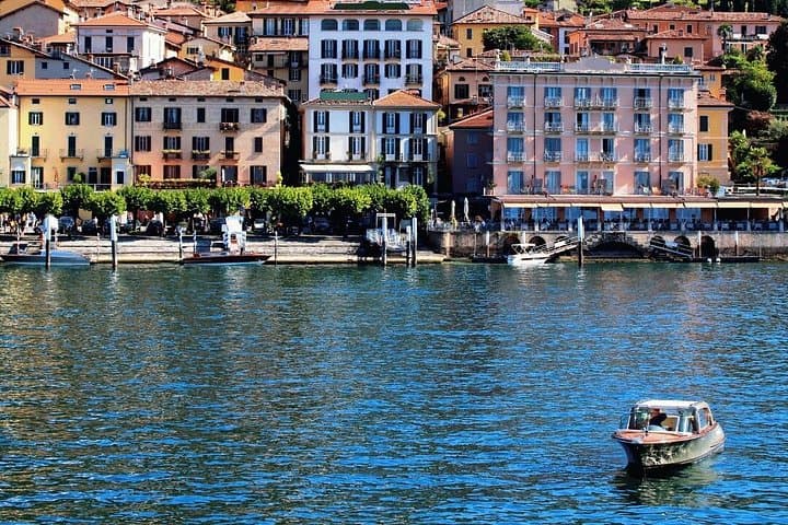 Bellagio to Villa del Balbianello: Shared Boat Tour & Garden Tickets on Lake Como photo 4