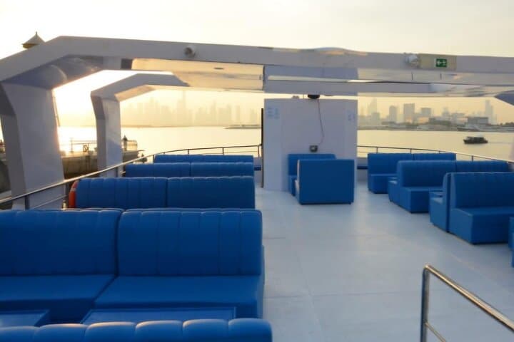 Dinner Luxury Glass Cruise on Dubai Canal: Buffet, Live Shows & Night Views photo 3