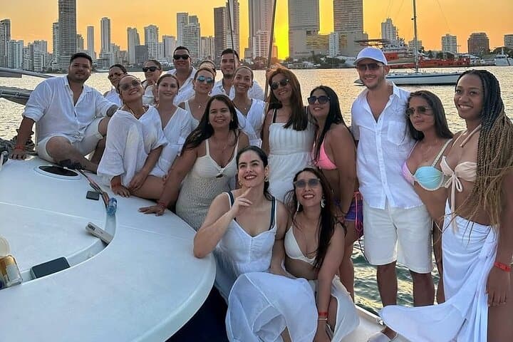 Cartagena Sunset Cruise and Chiva Rumbera Party: Bay Views & City Rhythm photo 2