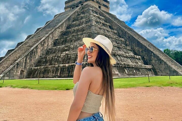 Chichén Itzá & Cenotes Day Trip from Playa del Carmen: Ik Kil, Hubiku & Valladolid photo 1