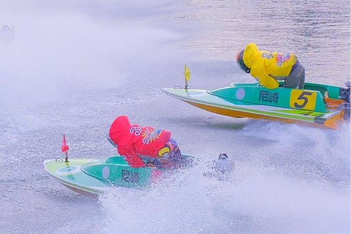 Amagasaki Boat Race & Retro Izakaya Experience Near Osaka