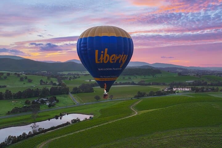 Sunrise Yarra Valley Balloon Flight with Breakfast & Melbourne Pickup photo 2
