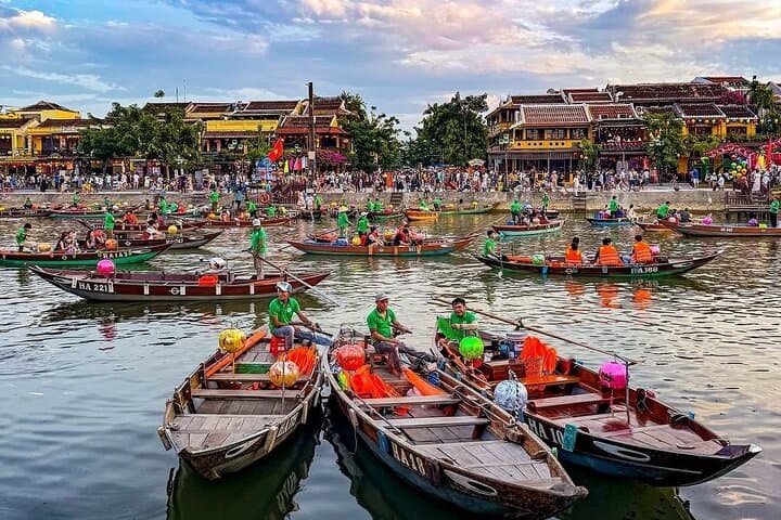My Son Sanctuary and Hoi An Old Town: Private Day Tour from Da Nang photo 5