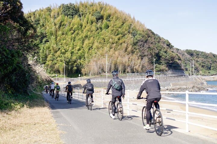 Fukuoka Itoshima E-Bike Rental — Coastal Routes, Cafés & Easy Electric Rides photo 5