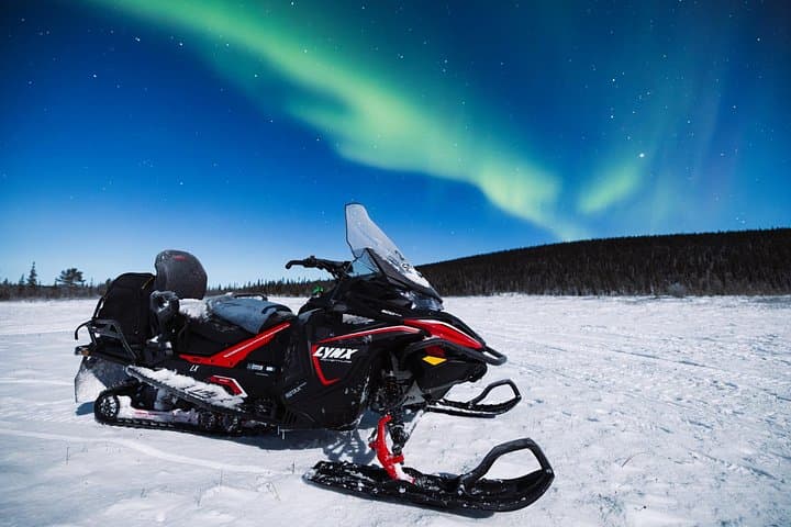 Kiruna Aurora Snowmobile Adventure: Night Snowmobile Tour to Chase the Northern Lights photo 4