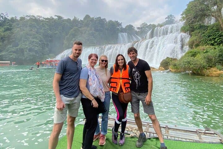 Hanoi to Ban Gioc Waterfall & Nguom Ngao Cave — 2D1N Guided Tour from Hanoi photo 1
