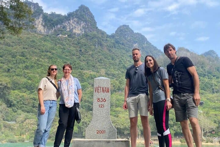 Hanoi to Ban Gioc Waterfall & Nguom Ngao Cave — 2D1N Guided Tour from Hanoi photo 2