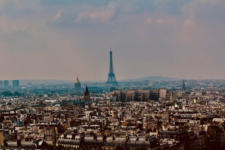 Paris Highlights Walking Tour: Montmartre to Champs-Elysees photo 5