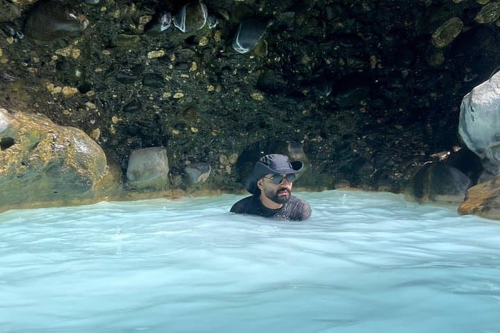 Wadi Al Hoqain Hike, Swim & Local Lunch — Muscat's Blue Pools Adventure