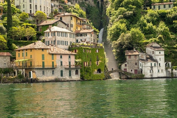 Private Lake Como VIP Boat Cruise from Como: Bellagio, Varenna & Villa Highlights photo 2