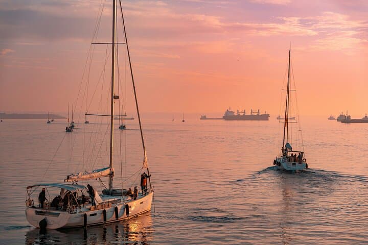 Thessaloniki Airport Pickup and 1‑Hour Mini City Tour — Fast Start to Your Greek Visit photo 2