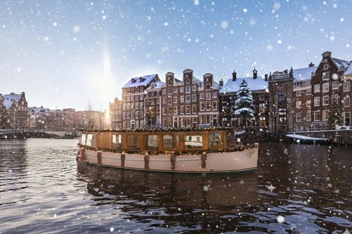 Amsterdam Canal Cruise: 2-Hour Small-Group Tour with Dutch Snacks & Bar
