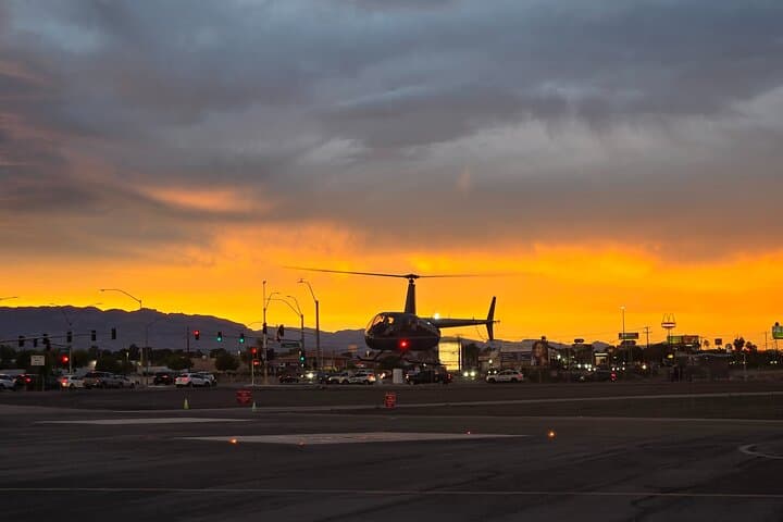 Window-Seat Helicopter Tour Over the Las Vegas Strip photo 5