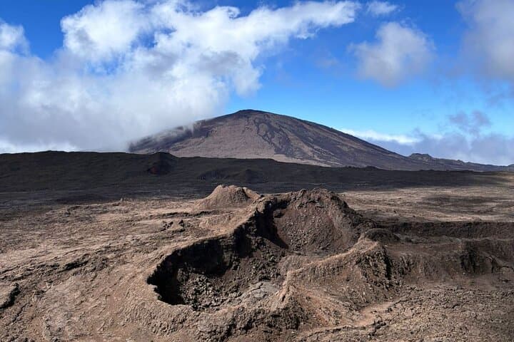 Hiking in Reunion: Volcano Plateaus, Gorges & Remote Caldera Trails photo 3