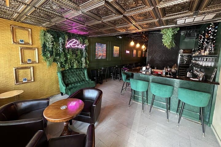 Interactive Wine Classes at Rebel Wine Bar — Fort Lauderdale Tasting Experience photo 2