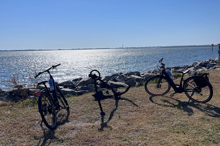 Southport E-Bike Film Locations Tour — Guided 4-Mile Waterfront Ride photo 2