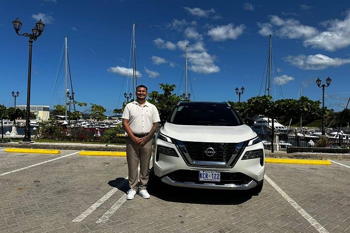 Private Luxury SUV Transfer in Tamarindo — Liberia Airport & Guanacaste Area photo 1