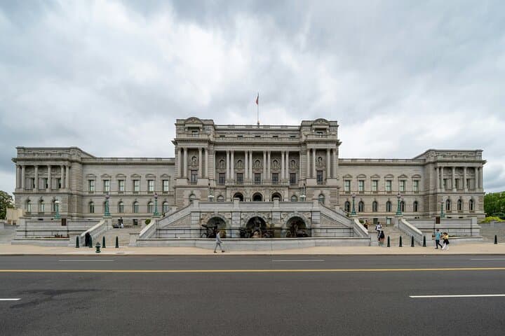 Half-Day Washington DC Monuments and Landmarks Tour: What to See and How to Plan photo 3