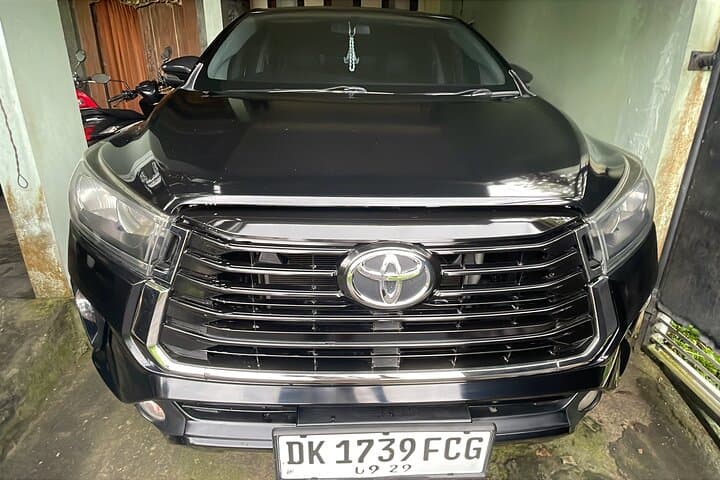 Private Bali Chauffeur: Full-Day English-Speaking Driver from Ubud