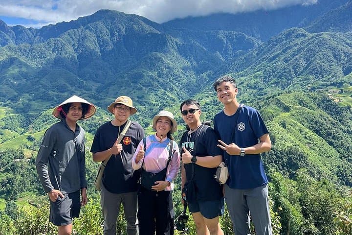 Half-Day Sapa Trek: Muong Hoa Valley, Lao Chai & Ta Van Villages photo 1