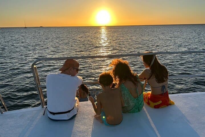 Private Pacific Lounge Catamaran Sunset Cruise in Tamarindo photo 3
