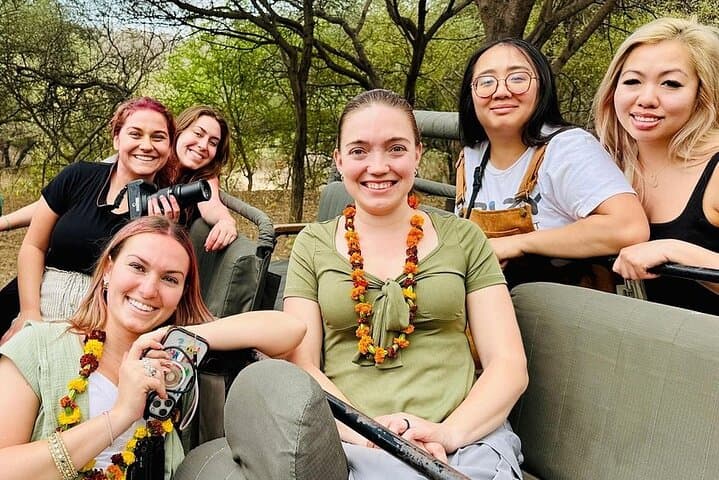 Private Ranthambore Jeep Safari — All-Inclusive Advance Permit photo 5