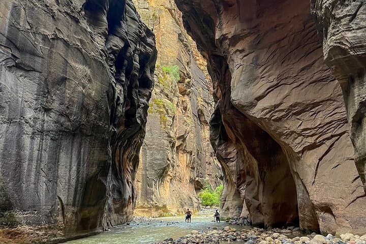 Guided Narrows Hike in Zion National Park — Gear Included photo 3