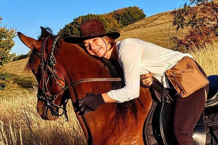 Horseback Riding in Zasele: Ranch Aurora Trails to Bula Peak photo 2