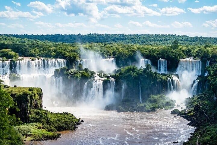 Iguaçu Falls — Both Sides: Brazil & Argentina Tour photo 2