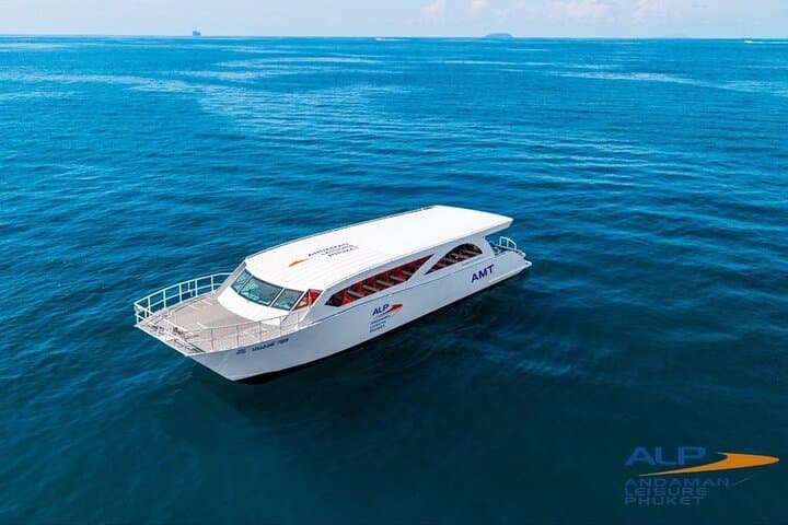 Phi Phi, Maya & Bamboo Premium Catamaran Day Trip — Snorkel Maya Bay and Pileh Lagoon photo 4