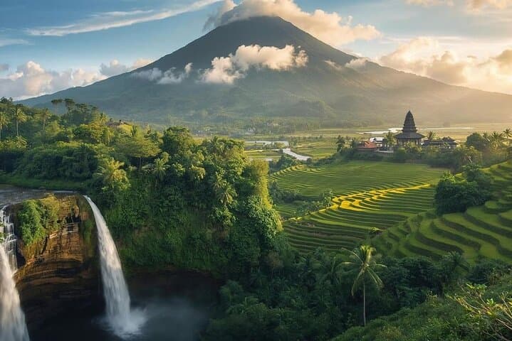 Ubud Private Driver: Custom Full-Day Tour to Temples, Rice Terraces & Mount Batur photo 3