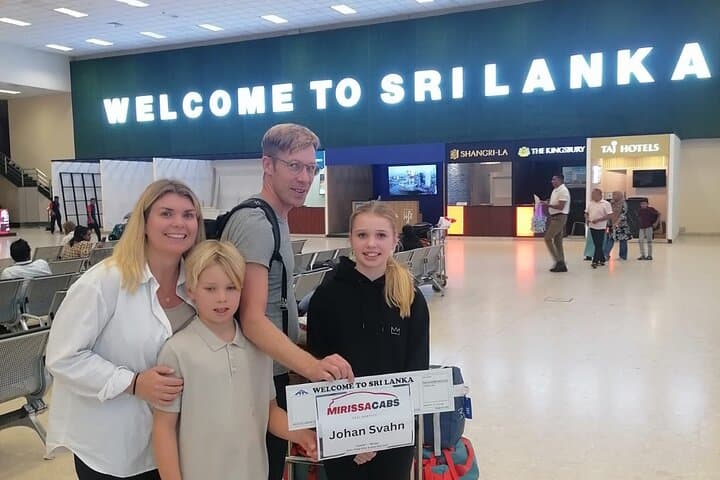 Colombo Airport to Unawatuna Private Taxi Transfer — Direct Drop-Off to Beachfront Hotels photo 2