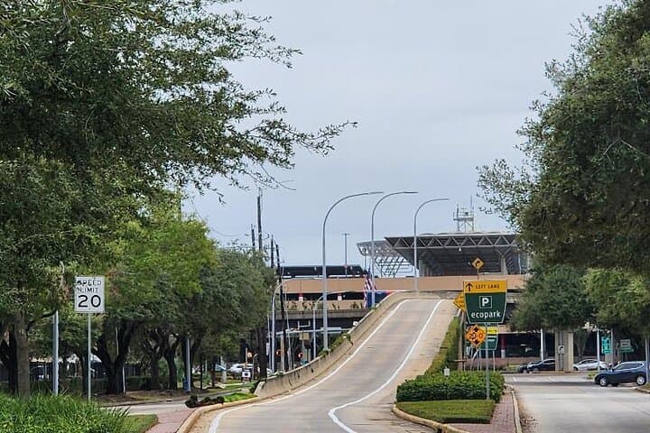 Private Houston Hobby Airport (HOU) Departure Drop-Off — Practical Guide for Smooth Transfers