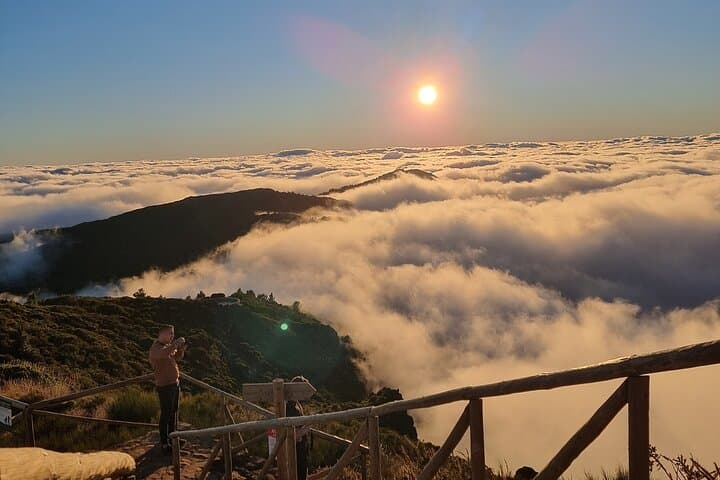 Sunset at Pico do Arieiro: Relaxing Evening Views on Madeira's Iconic Peak photo 3