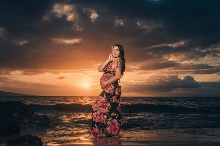 Wailea Sunset Beach Photoshoot — Private Maui Photo Session photo 3