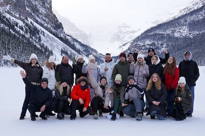 Abraham Lake Bubbles, Lake Louise & Peyto: Full-Day Winter Tour from Calgary photo 2