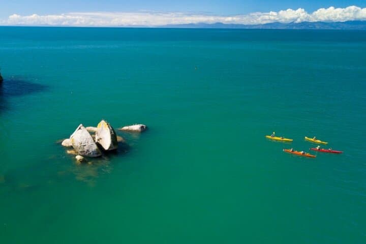 Kayak Split Apple Rock and Cycle the Great Taste Trail: Kaiteriteri to Mapua Full-Day Adventure photo 2