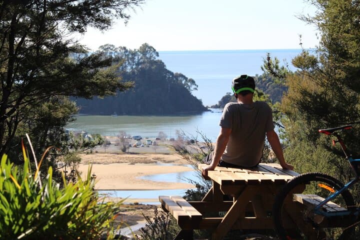 Kayak Split Apple Rock and Cycle the Great Taste Trail: Kaiteriteri to Mapua Full-Day Adventure photo 6