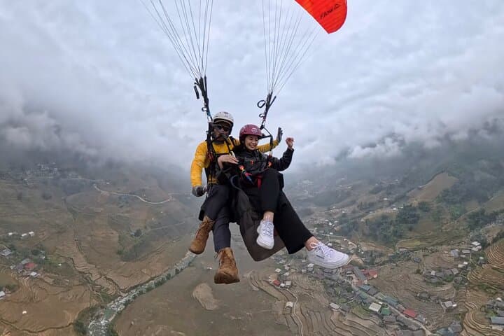Sapa Tandem Paragliding: 1-Hour Flight Over Fansipan & Muong Hoa Valley photo 4