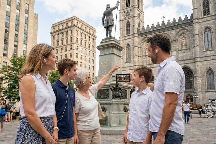 Montreal Self‑Guided Audio Tour: 13 Stops from Underground Halls to Mount Royal Views